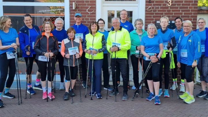 Lauftreff Westerwinkel stark vertreten beim Schloß- und Dorflauf in Nordkirchen